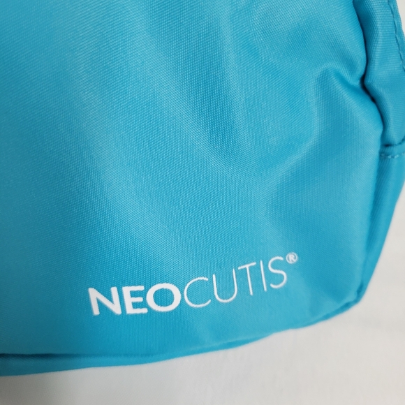 Neocutis Zipperd Fanny  Pack Belt Bag Travel - Picture 2 of 7